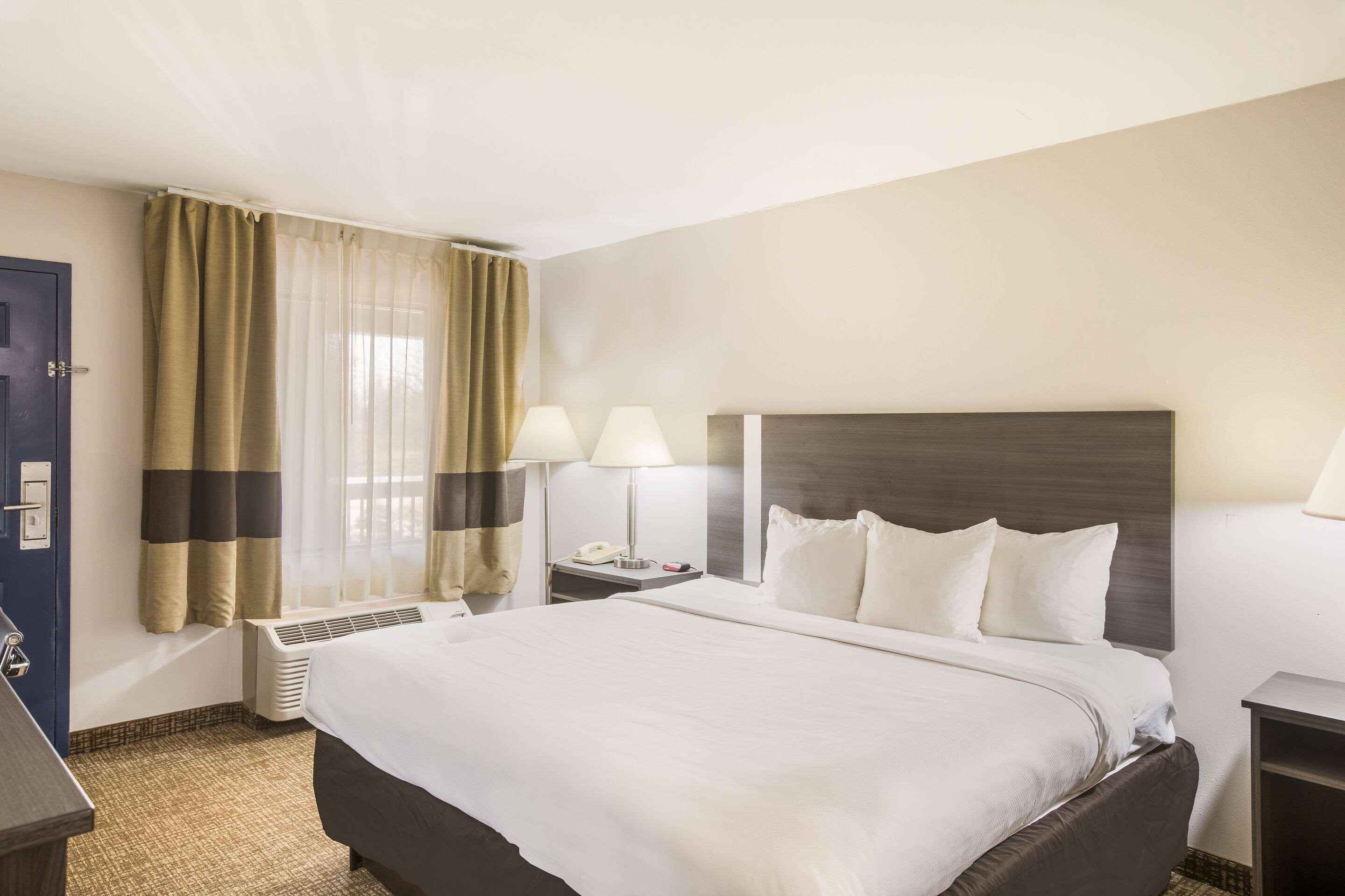 Hotel Clarion Pointe I-75