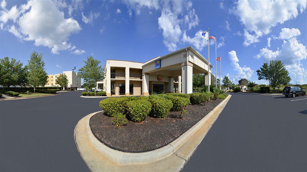 Clarion Pointe I-75 Hotel 2*