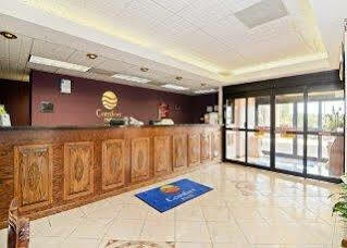 Clarion Pointe I-75 Hotel 2*