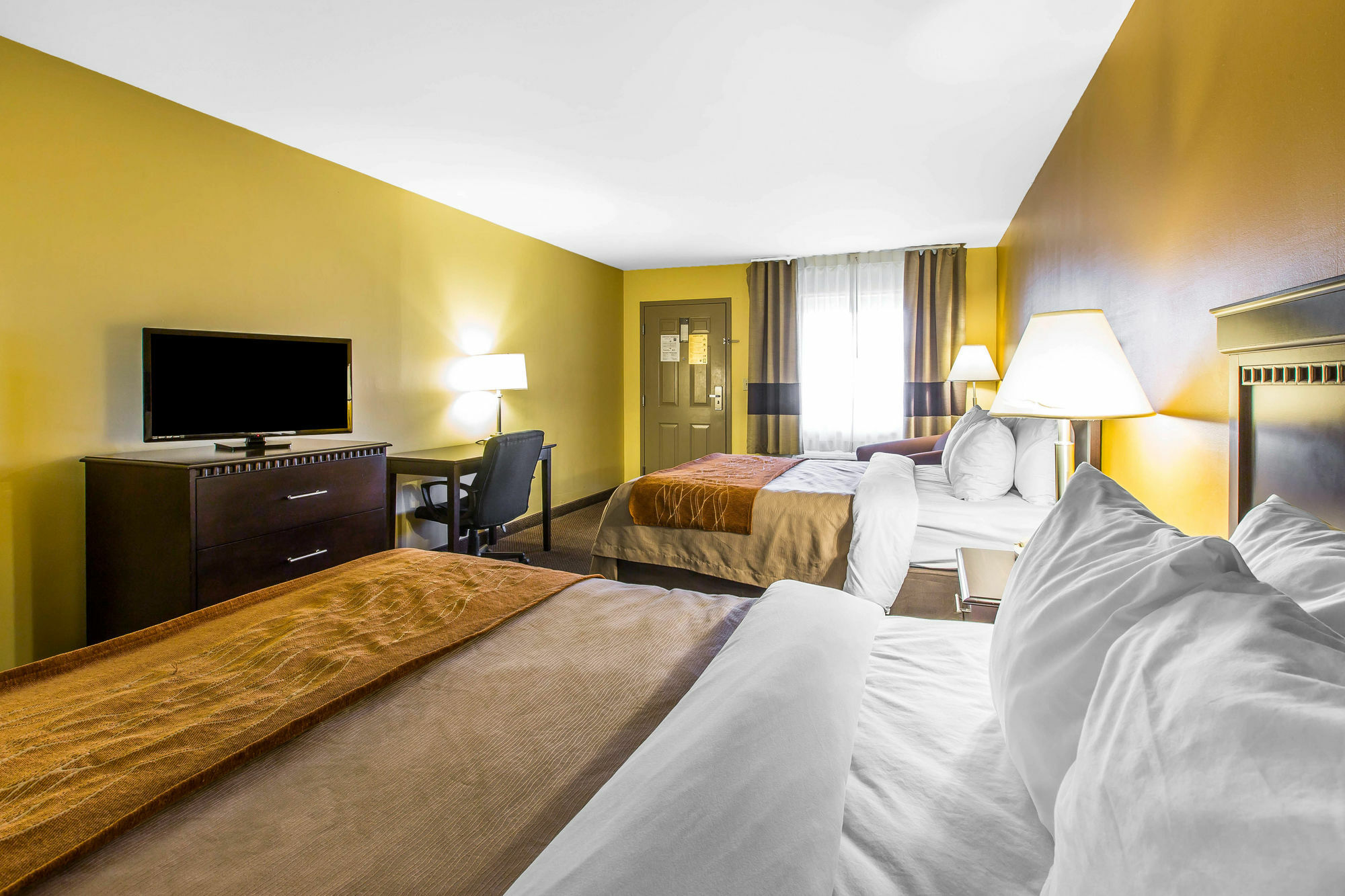 Clarion Pointe I-75 Hotel 2*